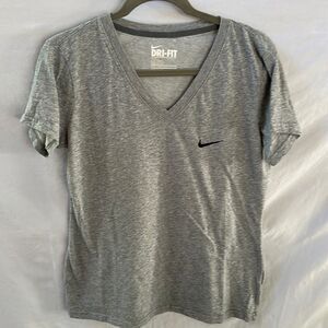Nike dri-fit slim v neck tshirt